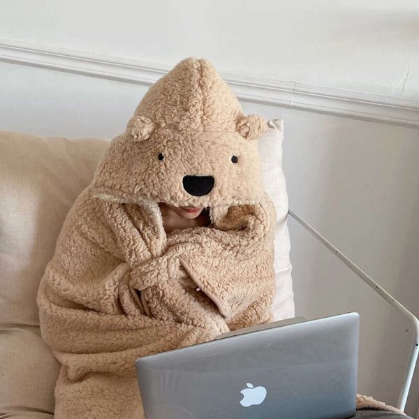 Bear Throw Winter Hooded Fleece Shawl Cloak Warm Blanket For Office Bedroom Living Room Wearable Soft Cute Blankets S s