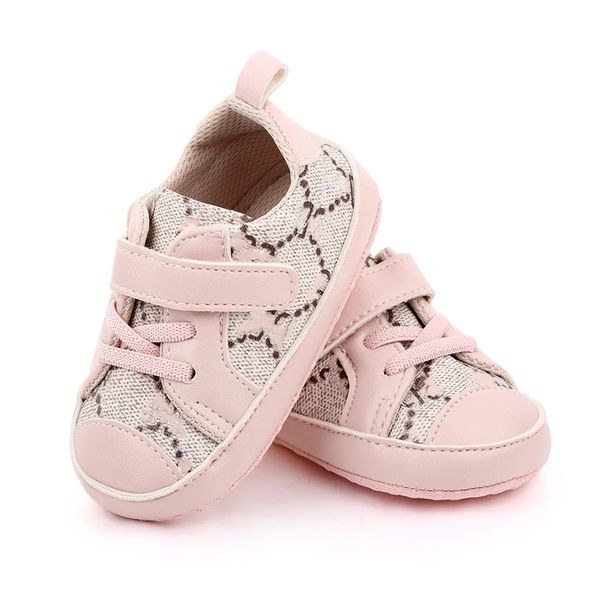 New Canvas Classic Sports Sneakers recém-nascidos meninos meninas First Walkers Sapatos infantis infantil solo solo solto anti-deslizamento