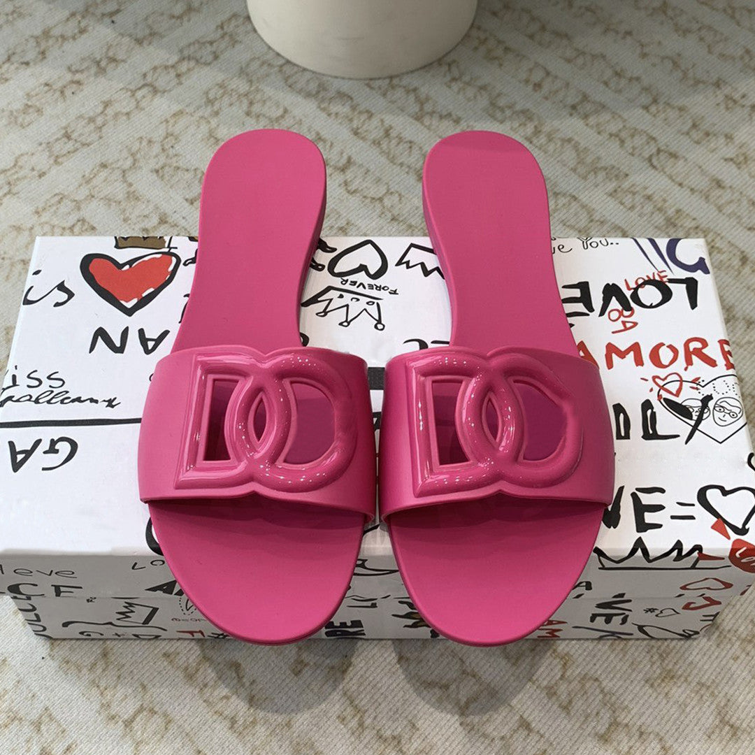 Luxury Designers Slipper Woman 2025 Summer Sandals Beach Slides Women Slippers Ladies Flip Flops Mules Rubber Sliders Wedding Dress Shoe Stylish Sol