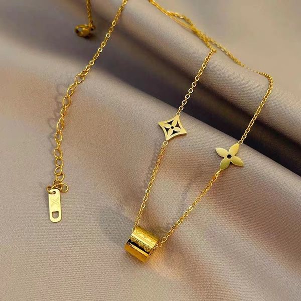 Designer Gold Necklace for Women Pendant Necklace Elegant L Necklaces High Quality Wedding Jewellery Letters Jewelry Party Gift necklace cha