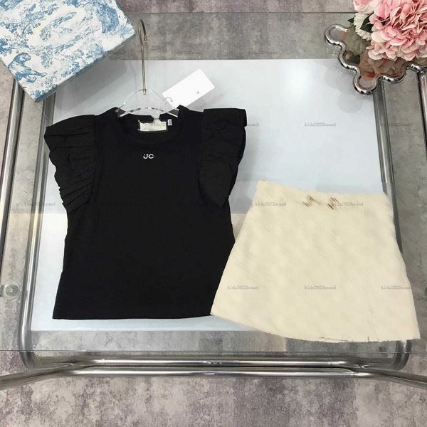 New Princess dress girls tracksuits baby clothes Size 100-150 CM Sleeveless vest with pleated lace design And short skirts