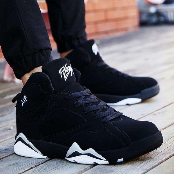 High Top Outdoor Running Men Sneakers for Women Sport Winter Man Shoes Black Baskets Trainer Aquatic Sneakrs Gym