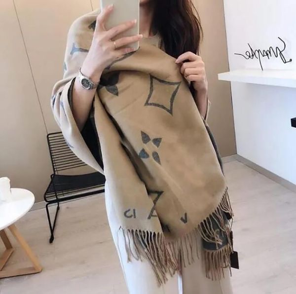 Desig ner scarf Brand Scarf Cashmere Thick Shawl Women Winter Wram Pashmina Long Wraps Hijab Tassel Bufanda Foulard with box 5A quality
