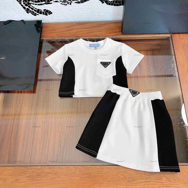 Top girls dresses sets High-end baby two-piece suspender dress black vest dress with t shirts brand kids skirts kids designer clothes