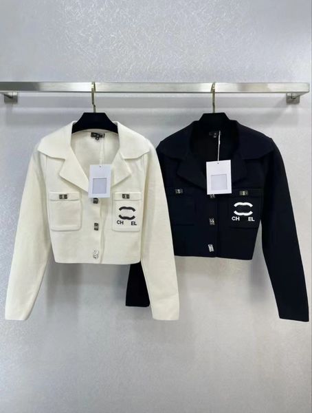 New long sleeved top, knitted sweater, small fragrant style suit collar, short cardigan, elegant socialite jacket, autumn and winter styles