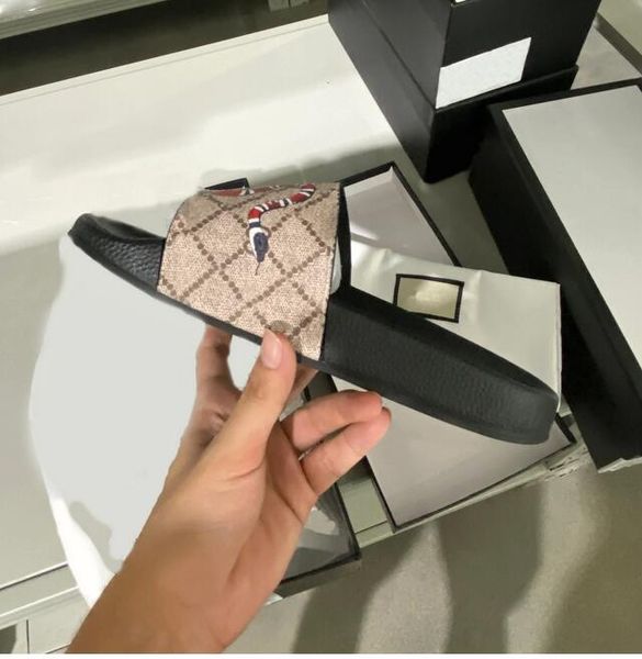 Designers Sandals Men Women Fashion Beach Shoes Classic Floral Brocade Slides Flats Leather Rubber Heatshoes Platform Flip Flops Gear Bottom