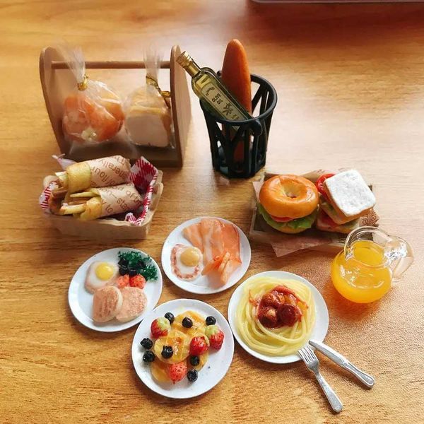New cute 1-6 scale mini dollhouse breakfast mini bread waffles bacon bagels clay food for doll kitchen toy accessories X241107