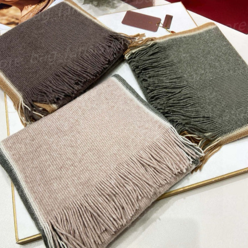 (go off picture not the description) 10A Premium Wool Scarf Women Men&#039;s Designer Wraps Luxury Festival Gifts Cashmere Scarves 29837