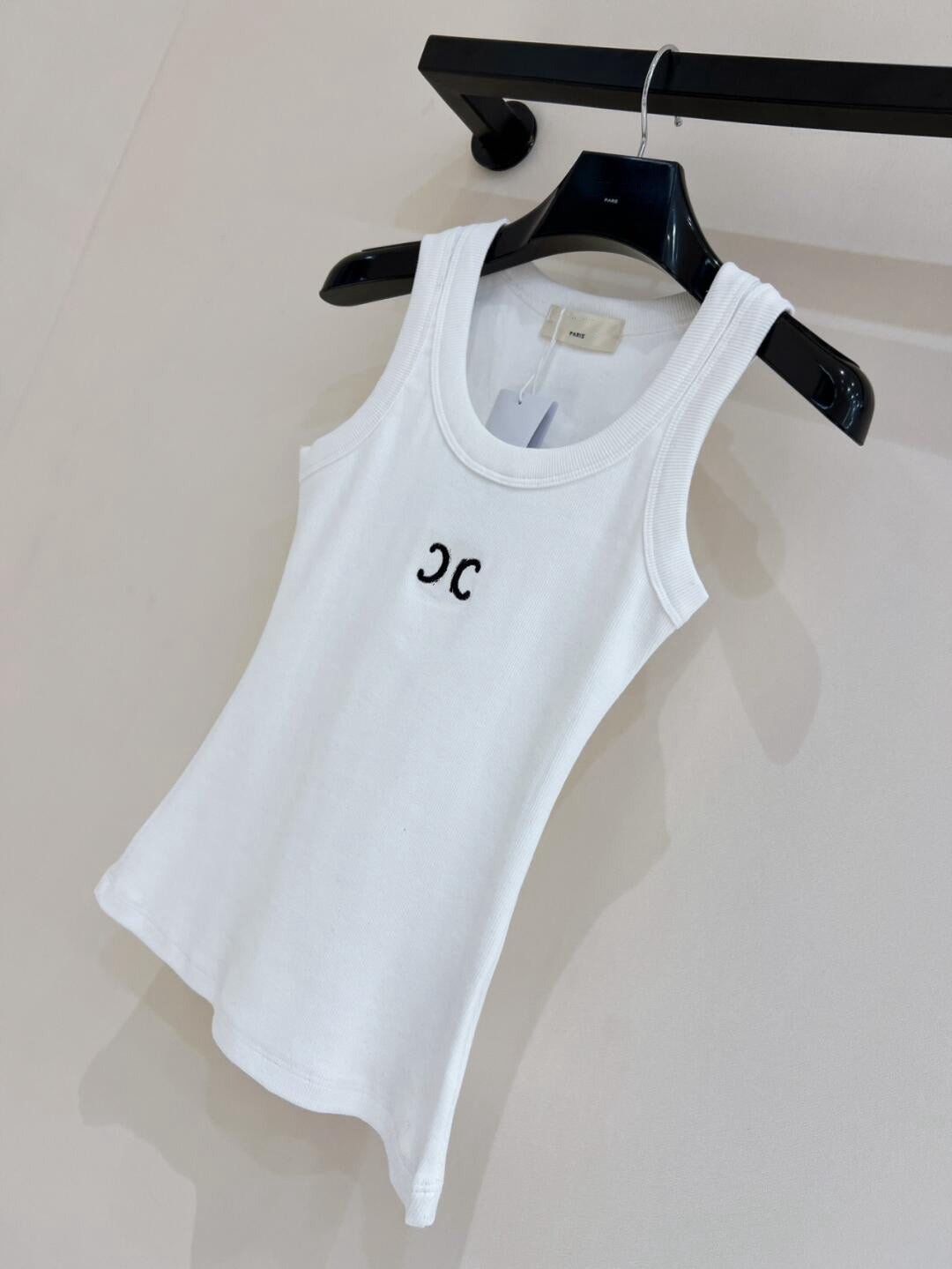 2025SS Embroidery Tank Top Summer Short Slim Navel exposed outfit Elastic Sports Knitted Tanks