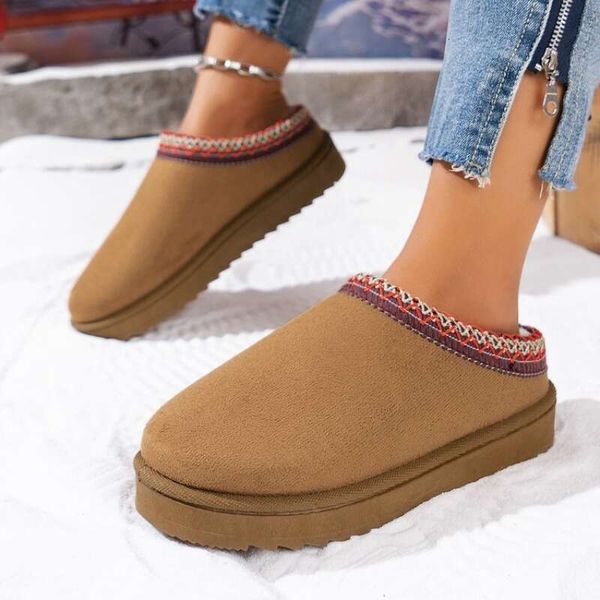 Snow Boots 2024 Winter New Cashmere Warm Flat Soles Without Heel-covered Hair Half Slipper Cotton Shoes for Women Q120