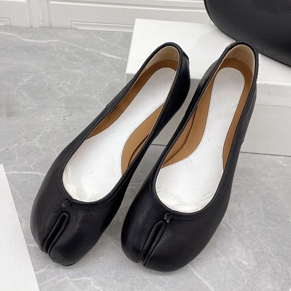 Shoes sheepskin Dress split toe single women s leather flat bottom pig hoof grandma shallow mouth ballet Lefu shoes hallow hoe