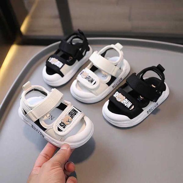 Sandálias Sandálias da moda Sandálias Baby Sapatos Novo 2024 Verão Anti -Slip Slip Sports Sandals Boys and Girls Anti Slip Beach Shoes Child