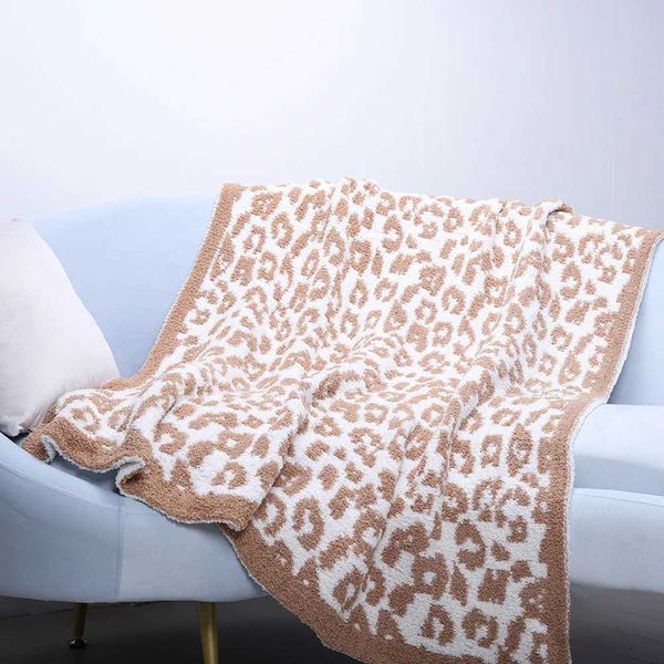 Hot Sale Soft plush polyester blanket thick and fluffy autumn and winter blanket perfect for sofa beds and chairs G241101