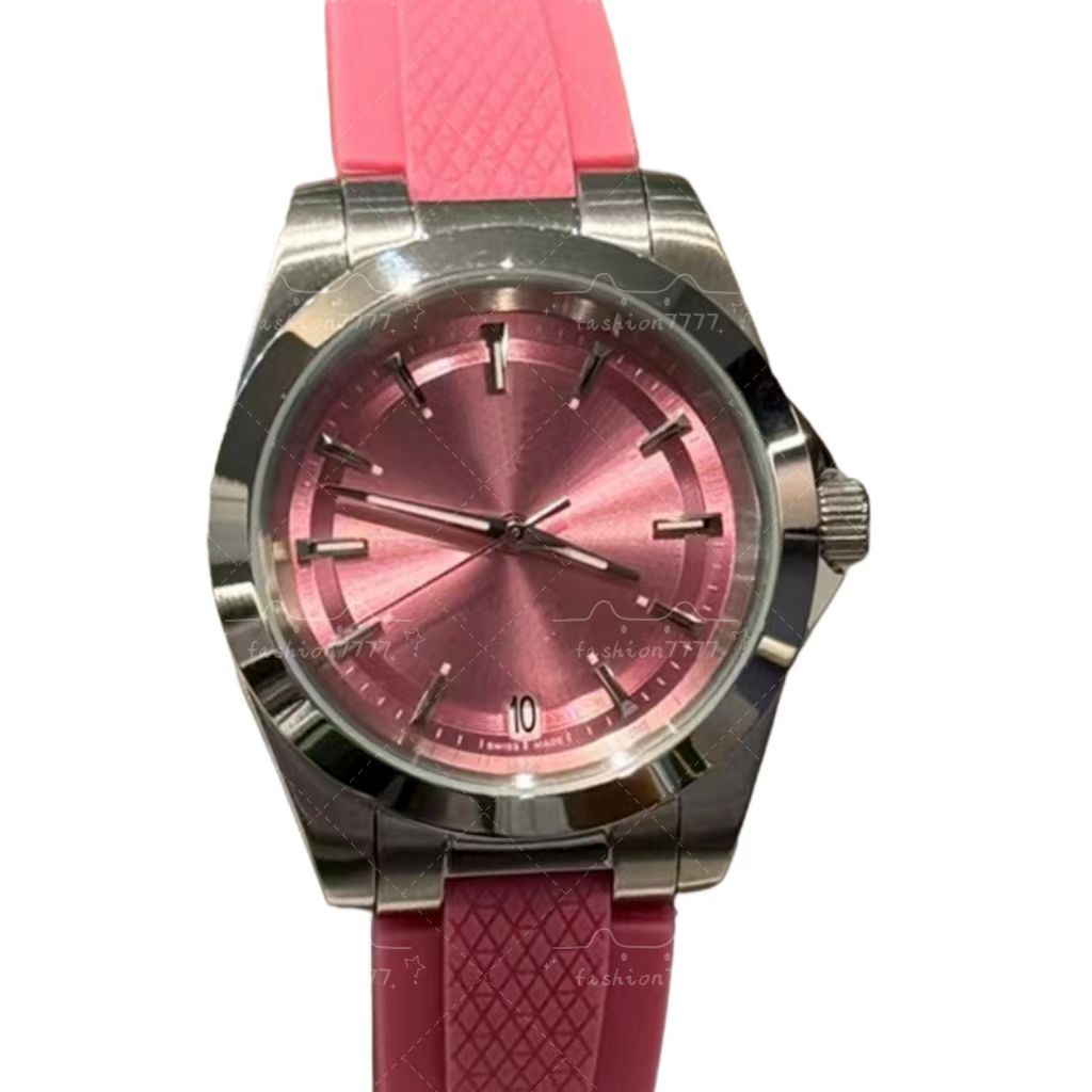 Ladies&#039; watch exquisitely crafted clear grain with additional scale night light function high-end fashionable