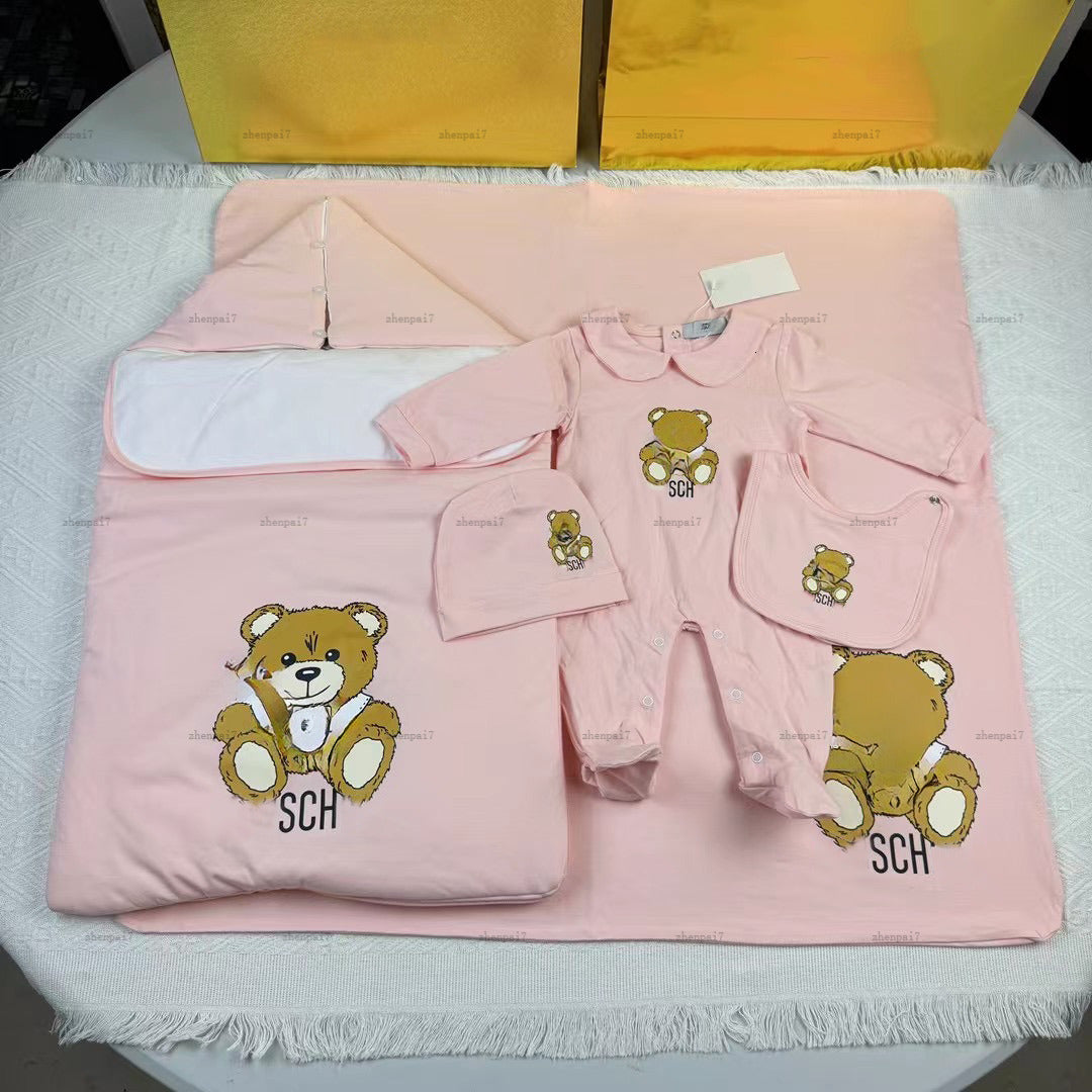 Top kids jumpsuits Plush bear print infant Five piece set newborn baby bodysuit Hat Bib Blanket and Embrace a quilt A388X11N191