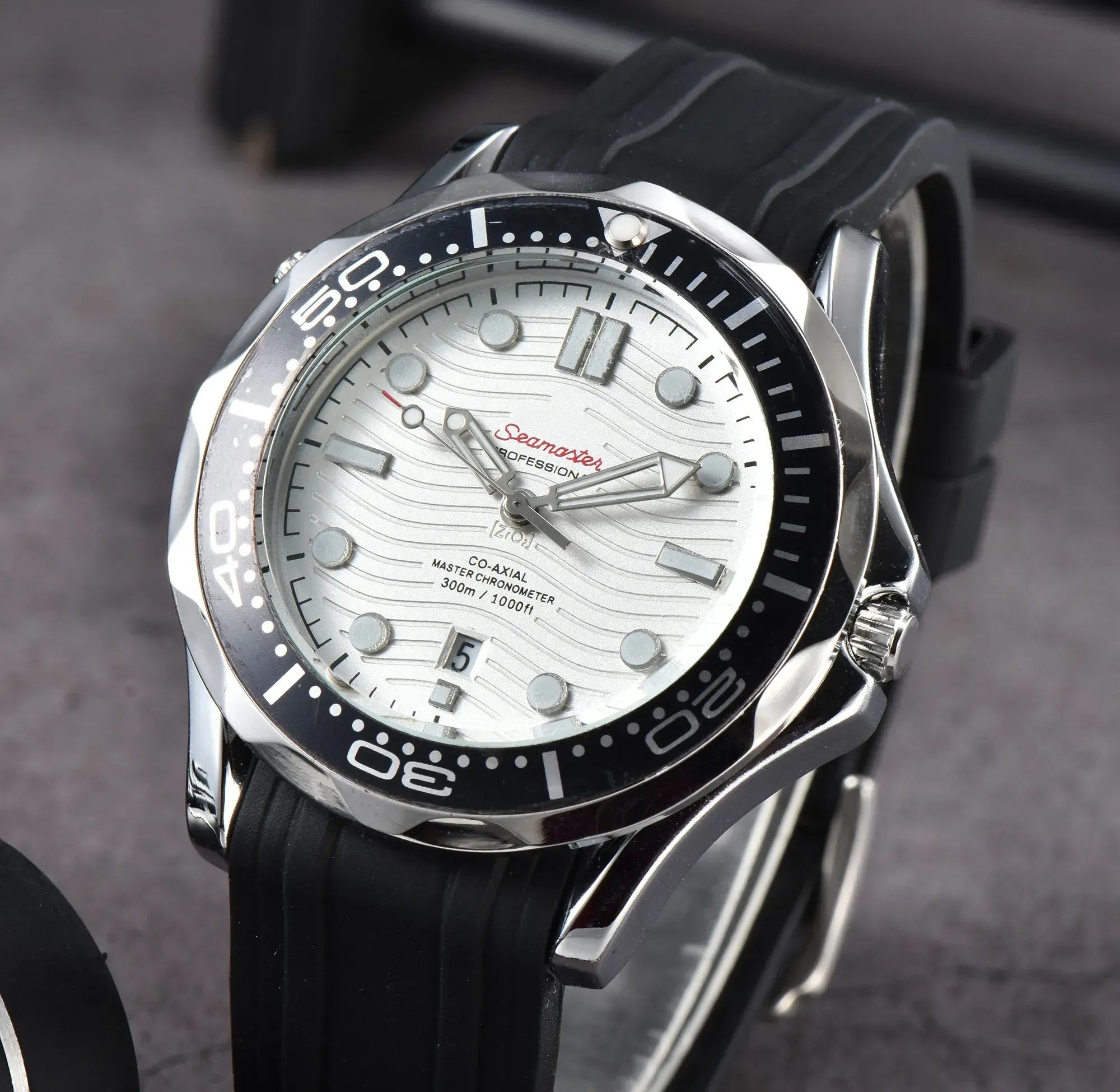 AAA omegawatch omegawatchs Wrist Watches Men mens Quartz Sapphire glass Watch High Quality speed Luxury Brand Clock watch band Man Sapphire glass se