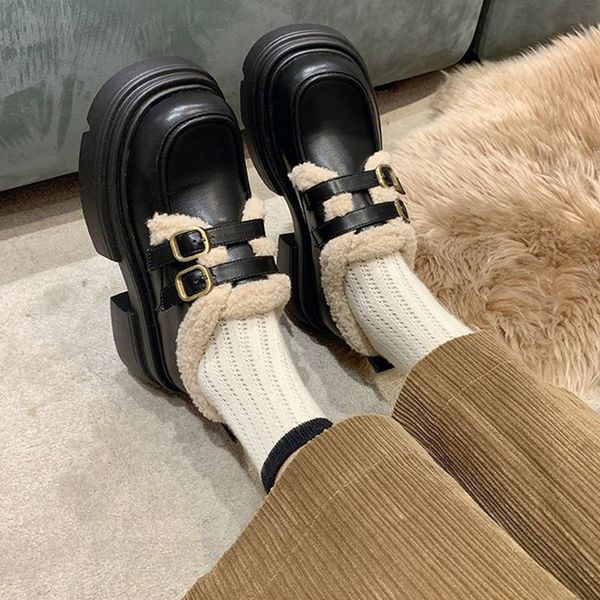 2025 Sapatos casuais 11s British Style Shoes de pele quente Sapatos de viagem Sapatos de conforto Lady Brown Lady Classic Platform Women Wom