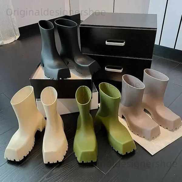 Boots Womens luxury boots fashionable designer boots waterproof and non slip short boots square toe soft leather comfortable womens platform