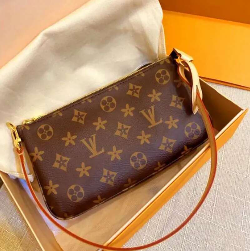 Designer Shoulder Women Crossbody Purse Lady Easy Pouch Strap Letters Old Leather Louiseliness Vuittonliness Handbag Envelope Half Moon Louiesliness