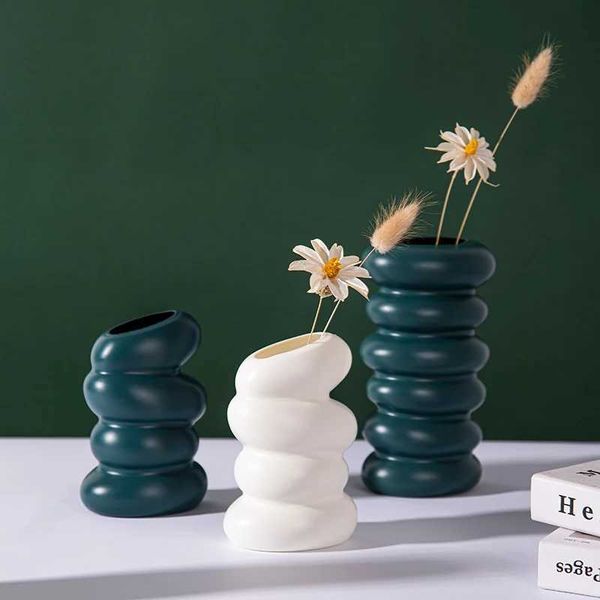 Vases Nordic Plastic Vases Decorative Flower Vases Plant Bottle Flower Pots Plastic Vase Room Desktop Ornaments Home Decor z241212