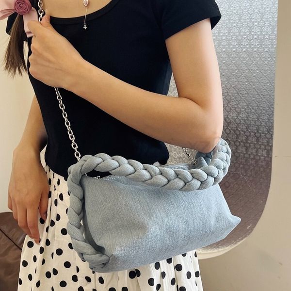 Fashion Classic Bag Designer 10a Top Woman Handbagevening Bags Korean Version New Hand Woven Denim Pillow Fashionable and Versatile French S