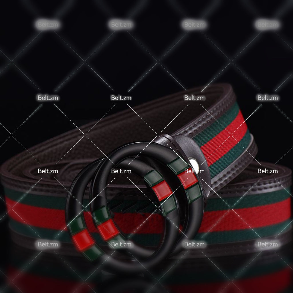 Sophisticated Fashion Accessory: Versatile Black Leather Strap for All Occasions Designer belt