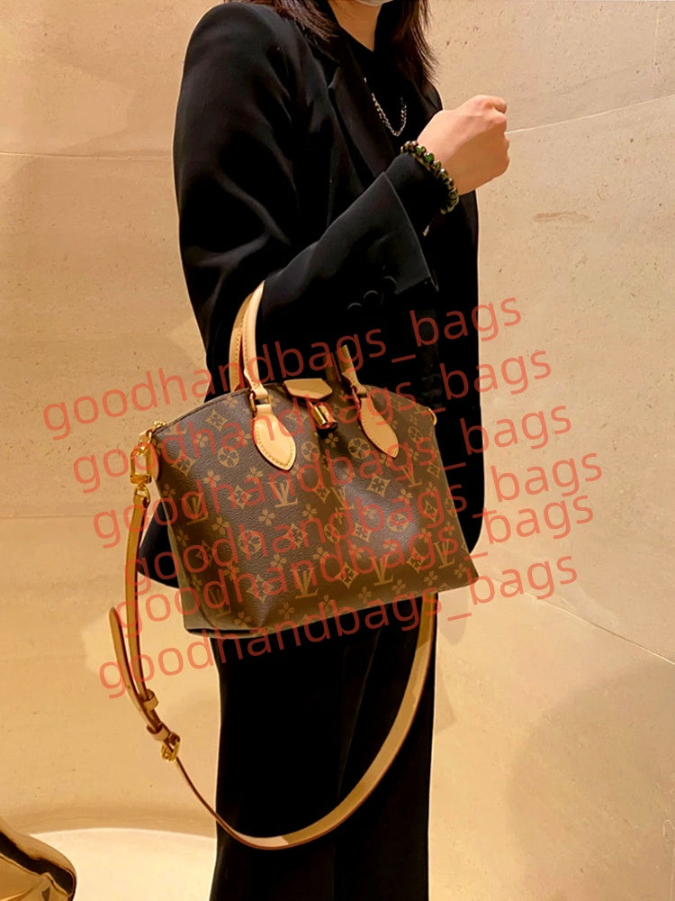 top Luxurys Designers bags Shopping Bags Wallets card holder Cross Body totes Key cards coins leather Shoulder Bags purse women Holders hangbag Wall