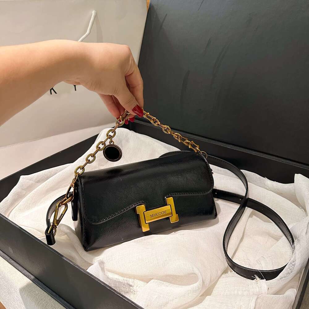 Designer Women&#039;s Dhgadgets Niche Fashion Crossbody Bag - Premium Solid Color Underarm Purse -