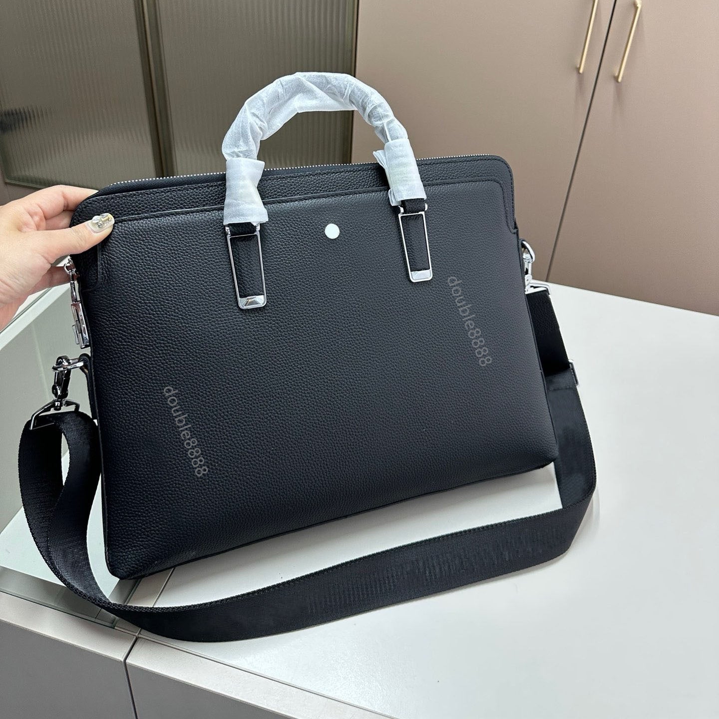 Designer man messenger bag Soft Grain Cowhide Briefcase with Removable Adjustable Shoulder Strap Single Shoulder Bag genuine leather business bag La