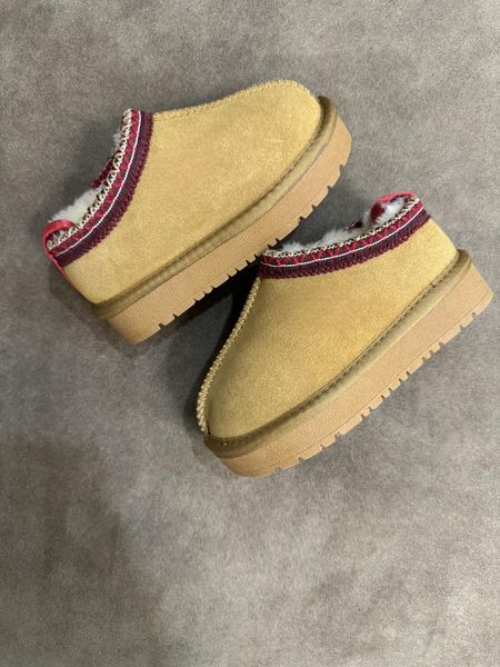 U Brand Boots Designer Shoes para mãe genuíno de couro ao ar livre presente de luxo para embalagem autêntica mães DIA02933