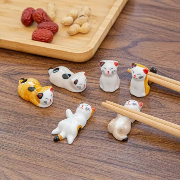 Ceramic Cute Cat Chopsticks Holder Stand Fine Design Chopstick Rack Pillow Care Rest Japanese Style Kitchen Tableware Tools U0728 0113I