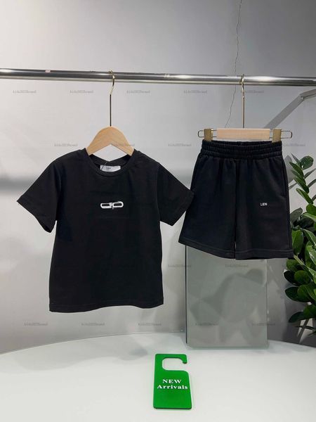 New baby T-shirt set Simple design Summer child tracksuits kids designer clothes Round neck Short sleeved and shorts