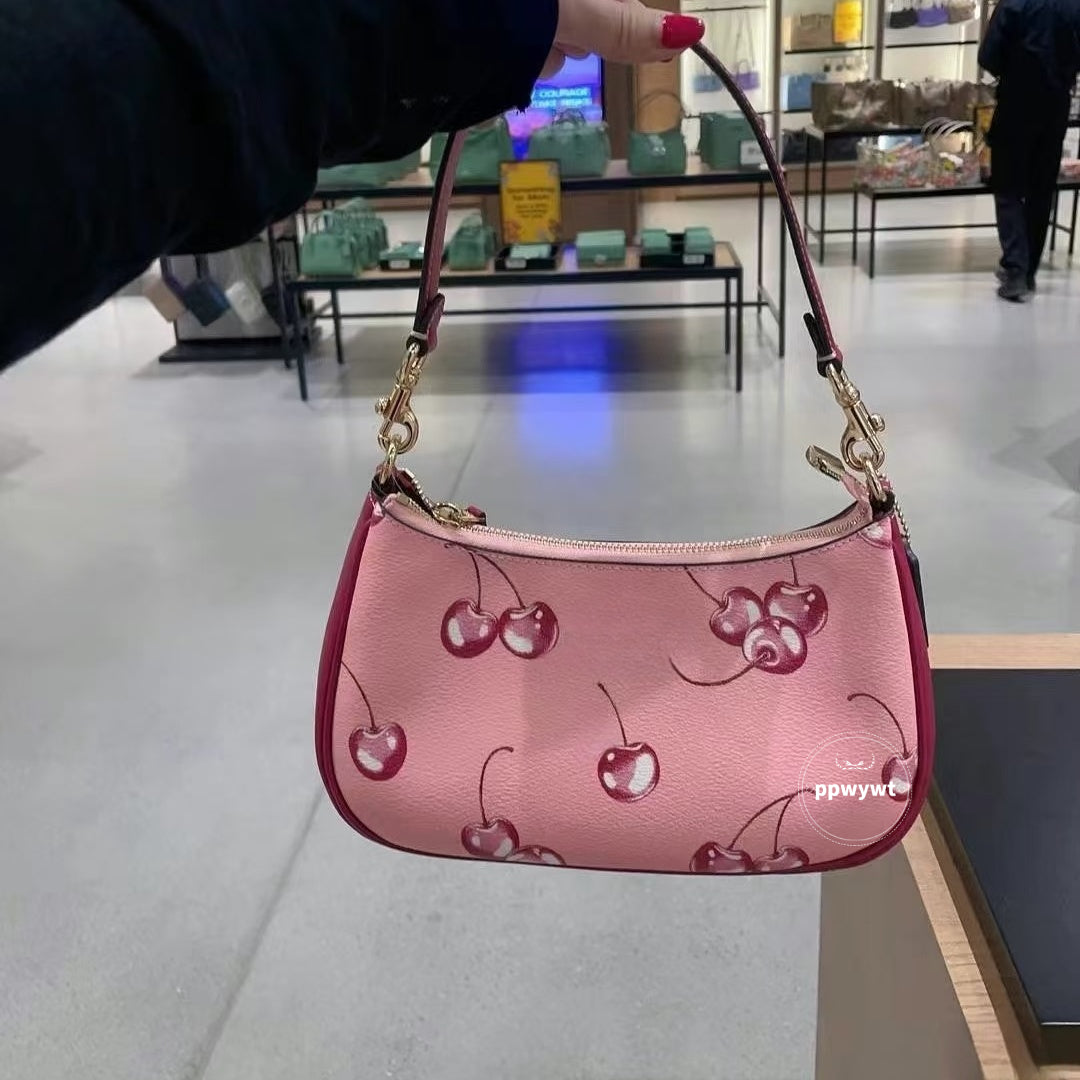 Luxury Vintage Leather Cherry Teri Shoulder Bag for Women Crossbody Top Handle Handbag Fashion Axillary Purse Swinger Flap Tote Designer Inspired Ba