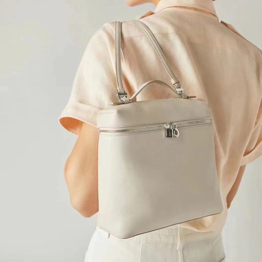 Backpack Book Bag Cowhide Handbag Double Shoulder School Bag Womens Lq Large Capacity Bag Designer Handbag Mirror Quality Solid Color Minimalist 26C