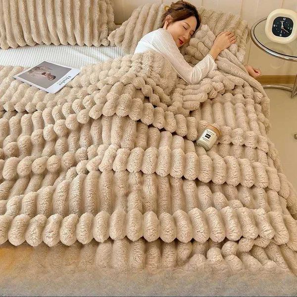 Ultra Soft Faux Rabbit Fur Throw Blanket Warm Plush Striped Blankets Conditioning Quilt Fluffy Throws for Couch Chair SofaC250107