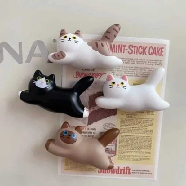 Creative Cat Fridge Magnets Sticker Cute Cartoon Running Cat Fridge Sticker Kawaii Animal Refrigerator Magnets Decoration GiftM240808