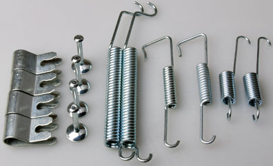 Accessory Kit, brake shoes DENCKERMANN B160146