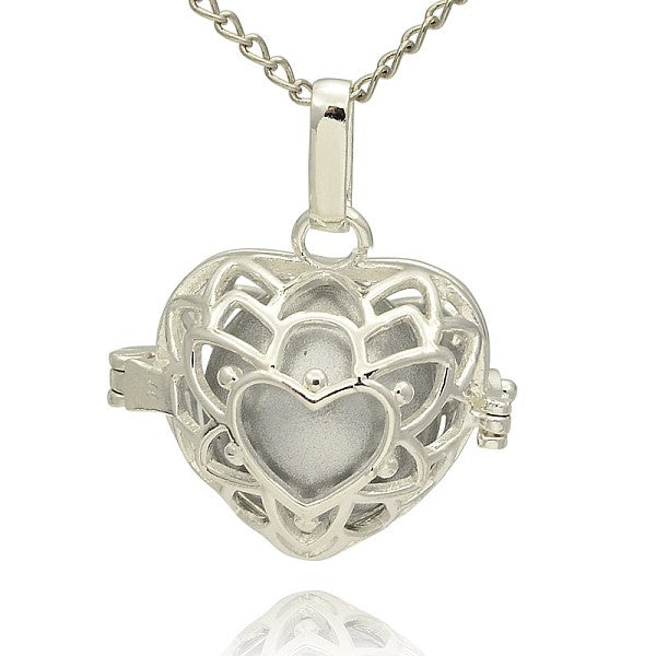 Pendentifs de cage de coeur creux en laiton plaqué couleur argent