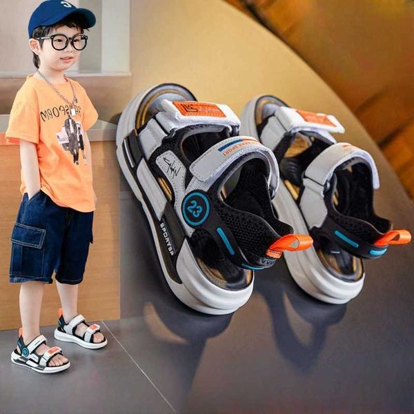 Sandals Childrens Sandals for Boys 2024 Summer New Fashionable Soft Bottom Non slip Boys Middle and Large Childrens Casual Trendy Beach Shoe