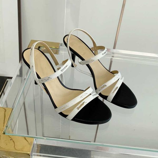 chanalShoes Sandals Fashion Womens Light Waterproof Platform Shoes Rainy Sand Beach Student Casual Sandals Rtc