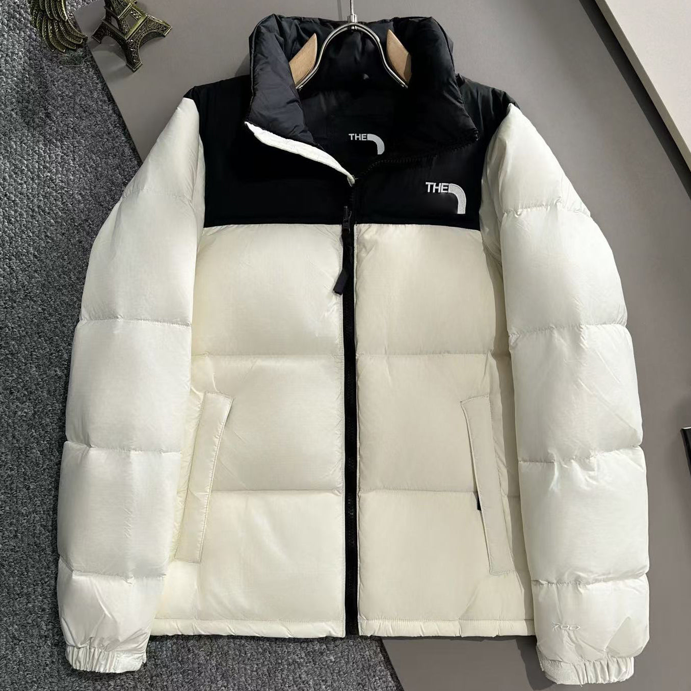 Designers men Puffer Jacket new style Men Women Embroidered Stand Collar Puffer Jackets outdoors women Stylish warm Coats Loose zippe puffer down co