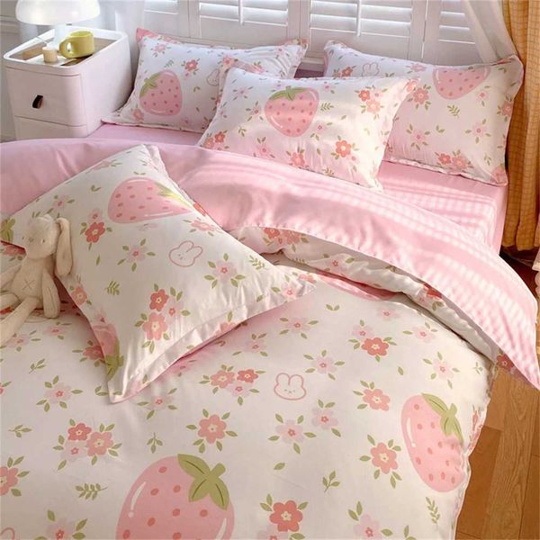 Lovely Strawberry Pink Bedding Set Soft Washed Cotton Bed Sheet INS Flower Duvet Cover Girls Comforter Cover Home For ChildXJ241015