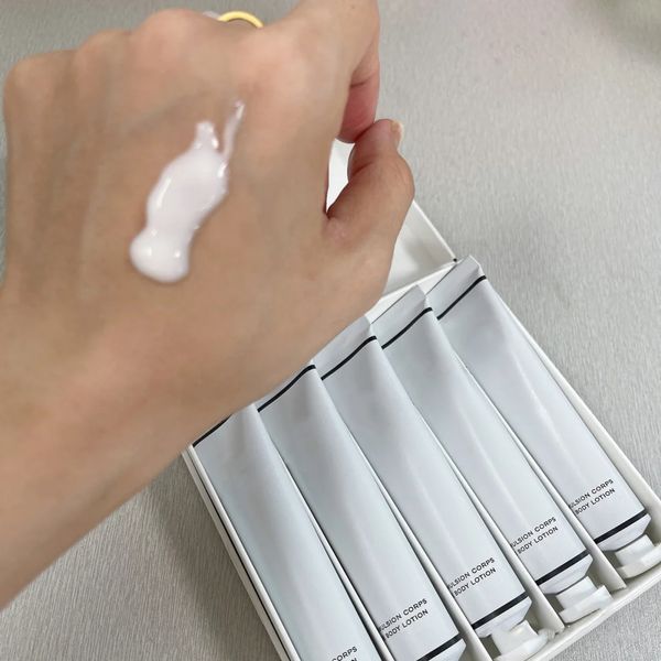 N5 Loção para o corpo 20ml 5pcs Conjunto de Lemulsão P Brand No.5 Bodys Creme Skin Care Hidration Gel Gift Box Kit 5*0,7fl.oz de alta qualid