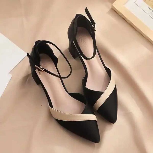 Womens Classic Beige Square Toe Shoes Adequado para Party Ladies Spring e Summer Black Buckle Pu Leather Professional Pump Y241116