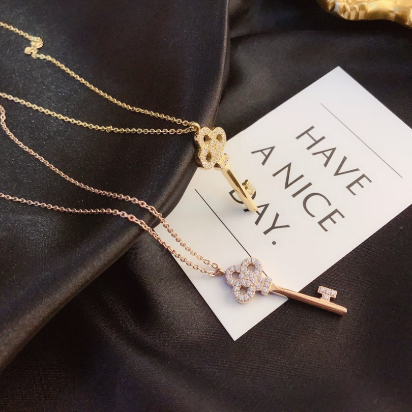 Designer Women Luxury Pendants Necklace Choker Chain Crystal 18K Gold Plated Rose Gold Plated Stainless Steel Flower Letter Pendants Statement Jewel