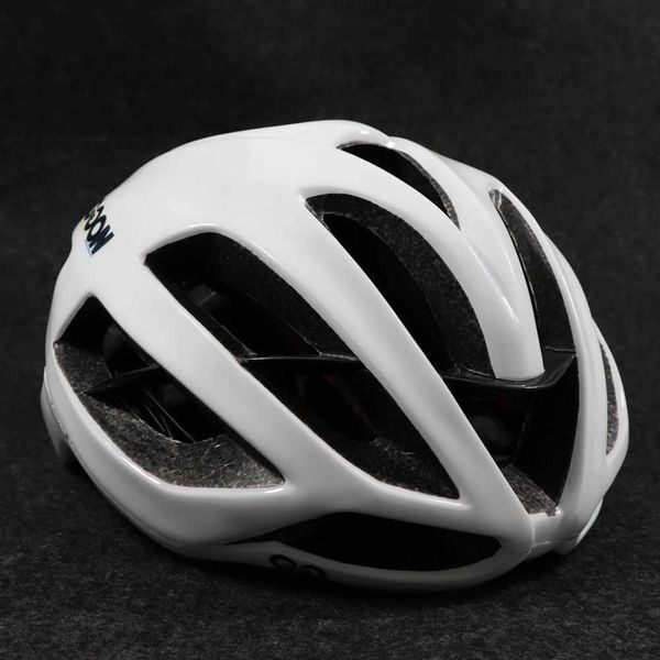 Cycling Helmets Road Bike Helmet Size M L Italy Bicycle Helmet Mtb Men Cycling Equipment Sport Cap Women Ride Equipment Mountain z241216