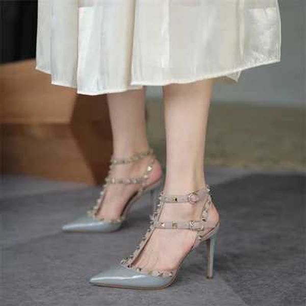 Dress Shoes Heel sandals summer 2024 new urious rivets patented leather toe comfortable elegant casual womens shoes