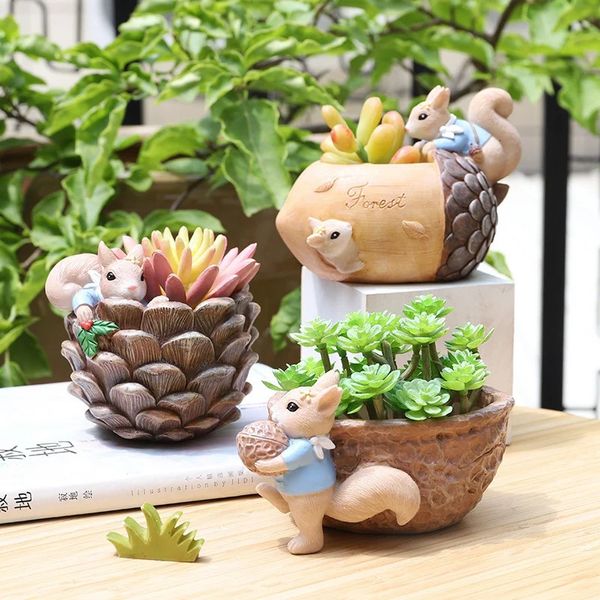 Cute Squirrel Shape Resin Flowerpot Decorative Animal Succulent Flower Pot Garden Planting Pot Garden Planter Desktop Ornaments 250211