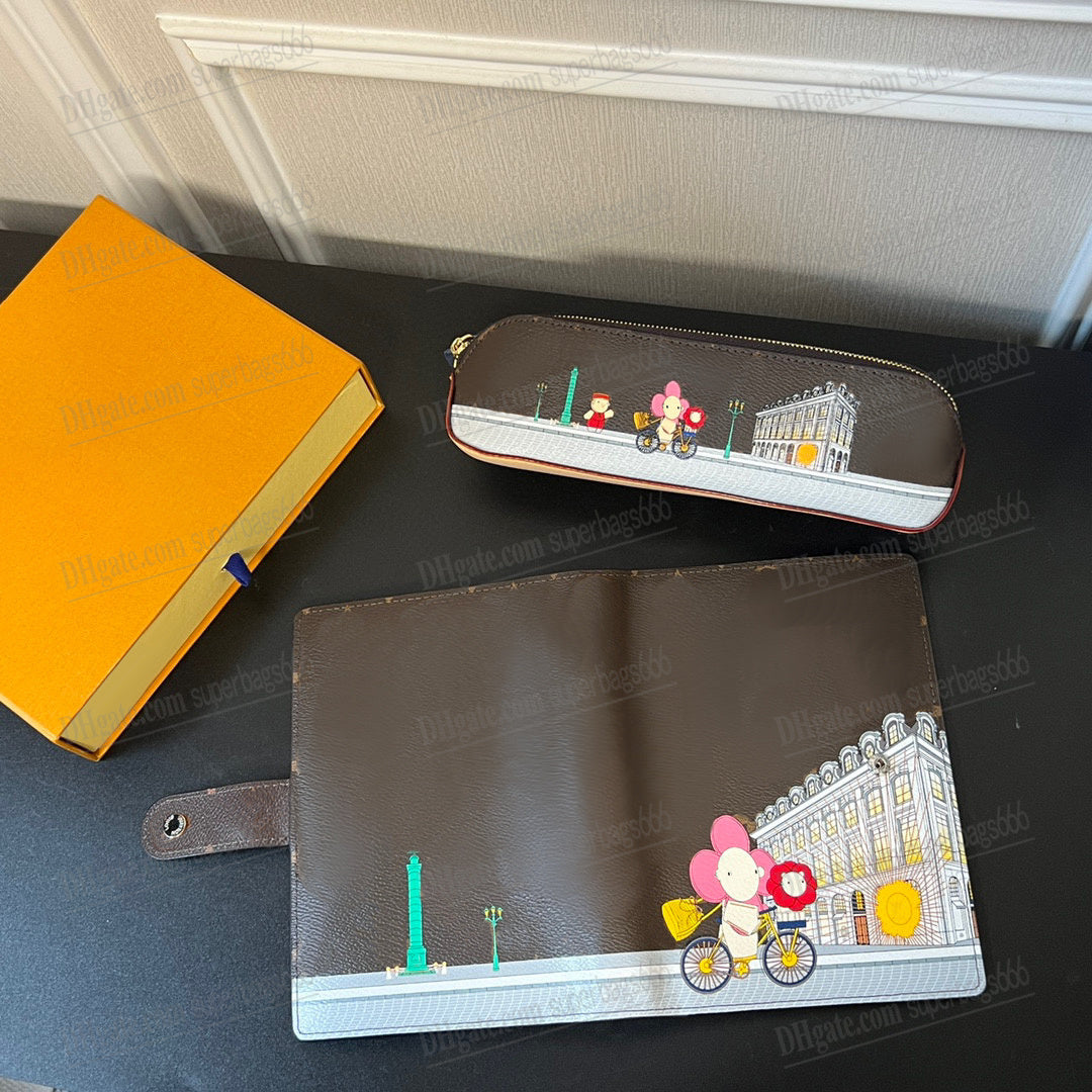 New Notebook luxury Notebooks women designer fashion multicolor classic Pencil Pouch pencil case coated Pencils Box Purse Wallet Pencil Pouch