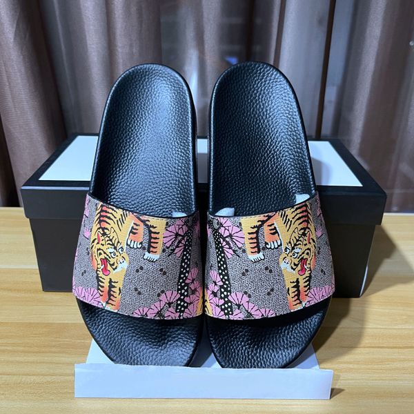 Slipper Floral Slide Sandal Top Mulher Man Man Man Snake Tiger Beach Shoe Sliders de borracha Mocas de couro Sandale Luxury Designer Shoes3